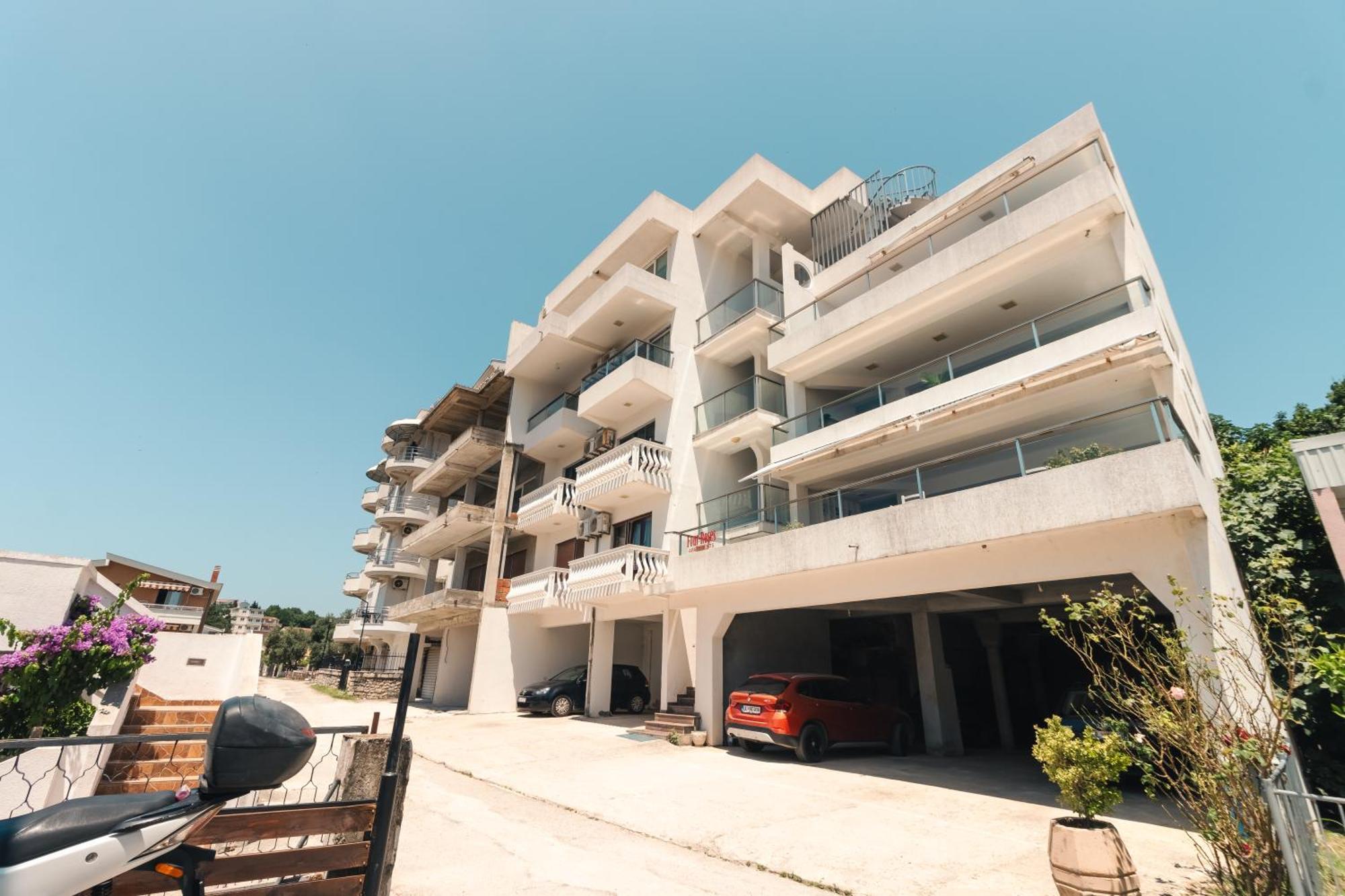 Apartments Fourroses Ulcinj Esterno foto